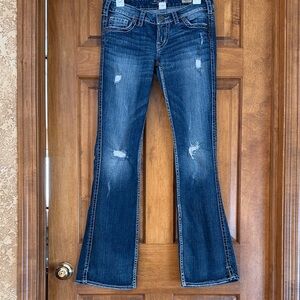Silver Jeans Dark Blue twisted boot cut 27W x 33L Women's Jeans